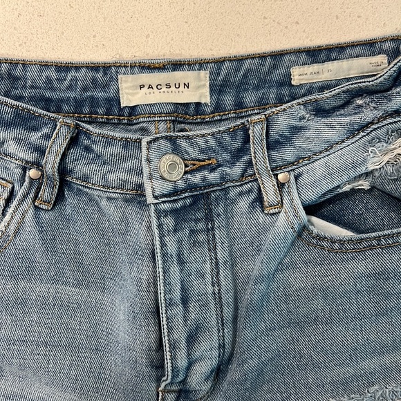 PacSun Mom Jeans - Picture 3 of 3